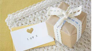 13th Anniversary Gift Themes Modern And Traditional 13th Anniversary Gift Themes Modern And Traditional